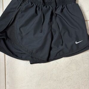 Nike Black Athletic Shorts Lightweight Breathable